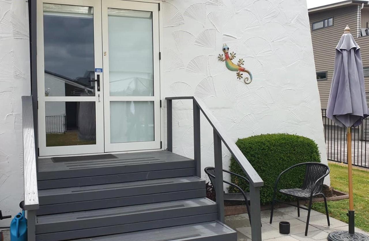Barrington House Taupo Apartment Exterior photo